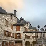 Apartment Atico De Lujo En El Pirineo *