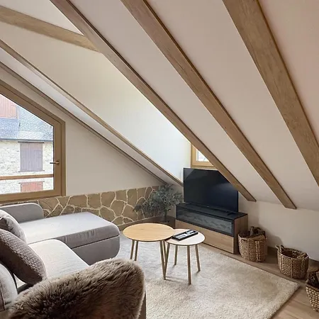 Lejlighed Atico De Lujo En El Pirineo *