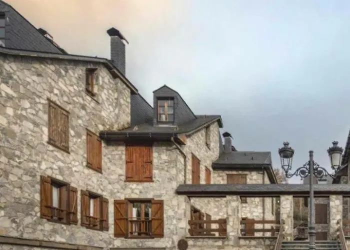 Atico De Lujo En El Pirineo Διαμέρισμα