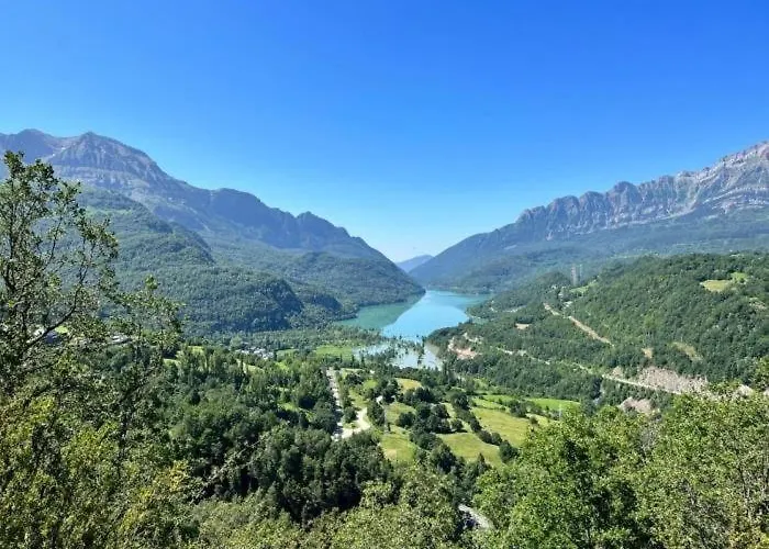 Lejlighed Atico De Lujo En El Pirineo