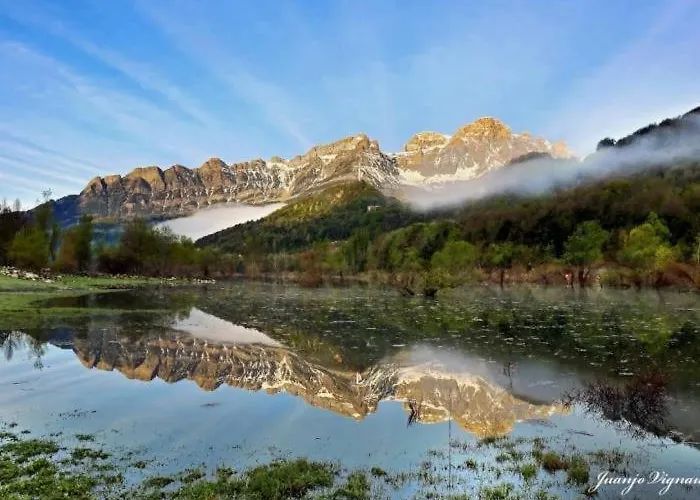Atico De Lujo En El Pirineo Διαμέρισμα El Pueyo de Jaca